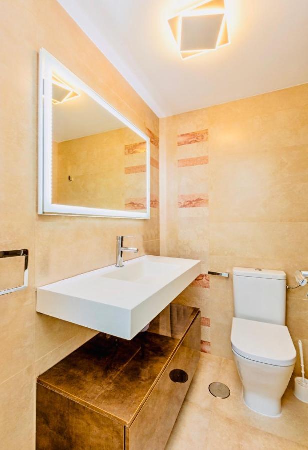 La Carihuela Lux Apartment Torremolinos Exteriér fotografie